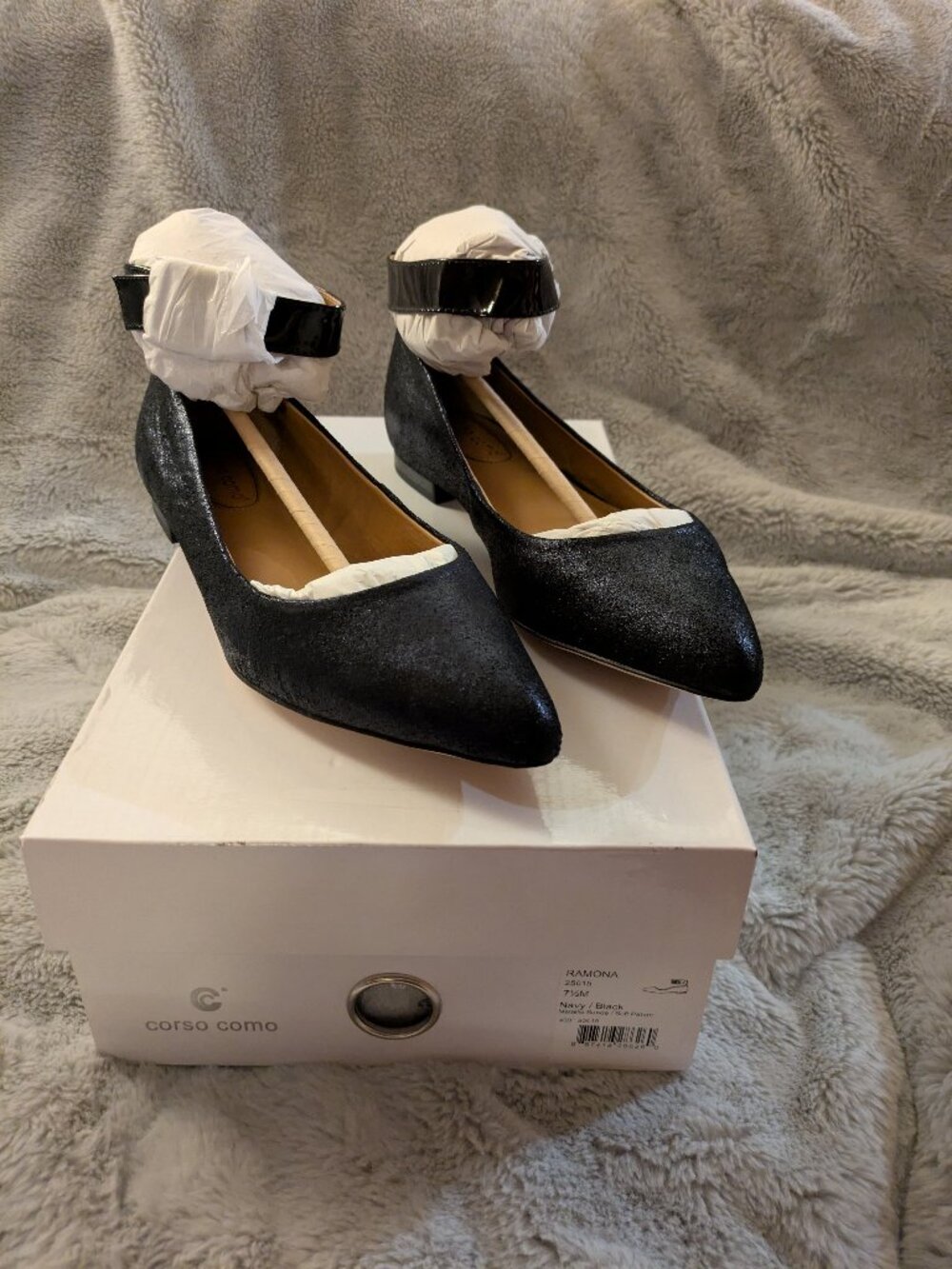 Corso Como Leather 7.5 Ramona Flats Navy Black New in Box